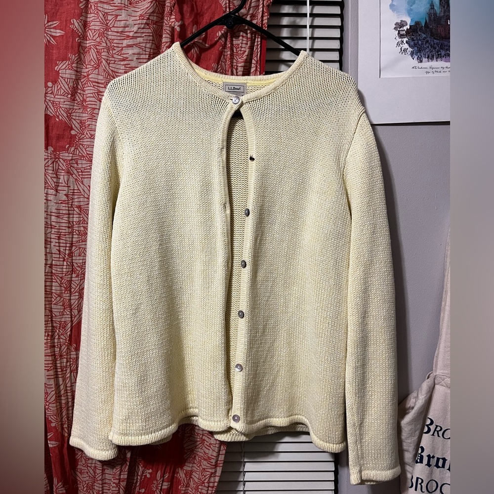 L.L. BEAN thick knitted buttoned sweater/cardigan